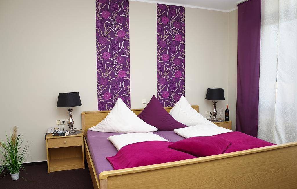 נידגן Hotel Rosenflora מראה חיצוני תמונה