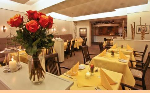 נידגן Hotel Rosenflora מראה חיצוני תמונה